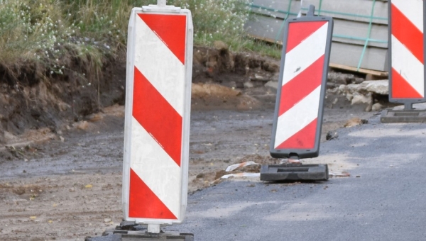 Utrudnienia dla kierowców i rowerzystów - remonty dróg w Gminie Dobra